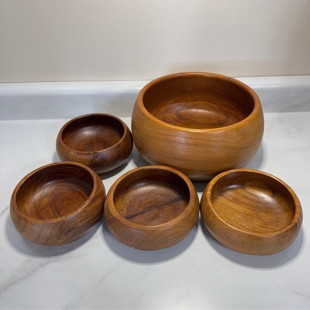 Teak Wood Salad Bowl Set 5 Piece Vintage Thailand Retro Round